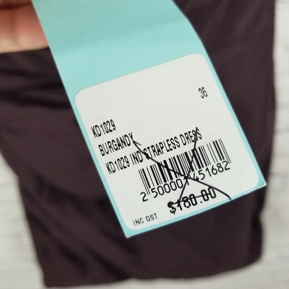 KOOKAI | Burgandy burgundy strapless ruched dress - Picture 6 of 7